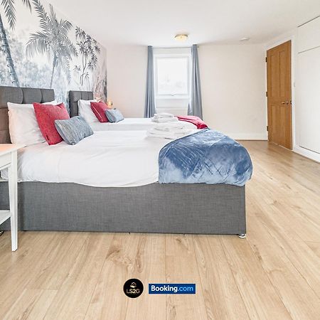 Stunning House By Ls2G Short Lets & Serviced Accommodation Greater London With Free Wifi Londres Exterior foto
