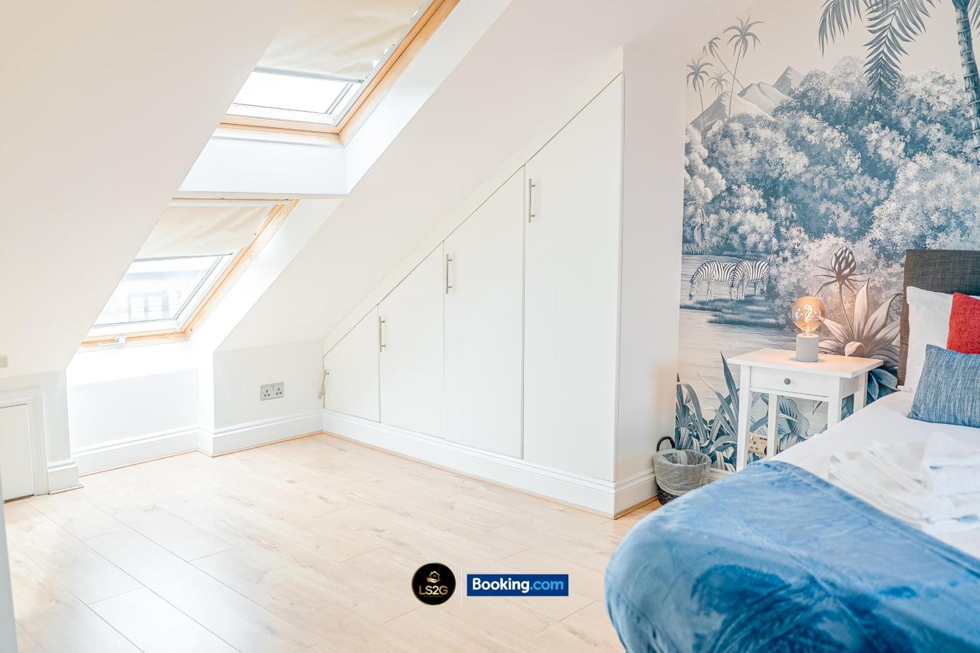 Stunning House By Ls2G Short Lets & Serviced Accommodation Greater London With Free Wifi Londres Exterior foto